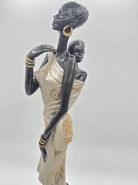 Elegant African Mother and Child Figurine – Black and Gold Home Accent